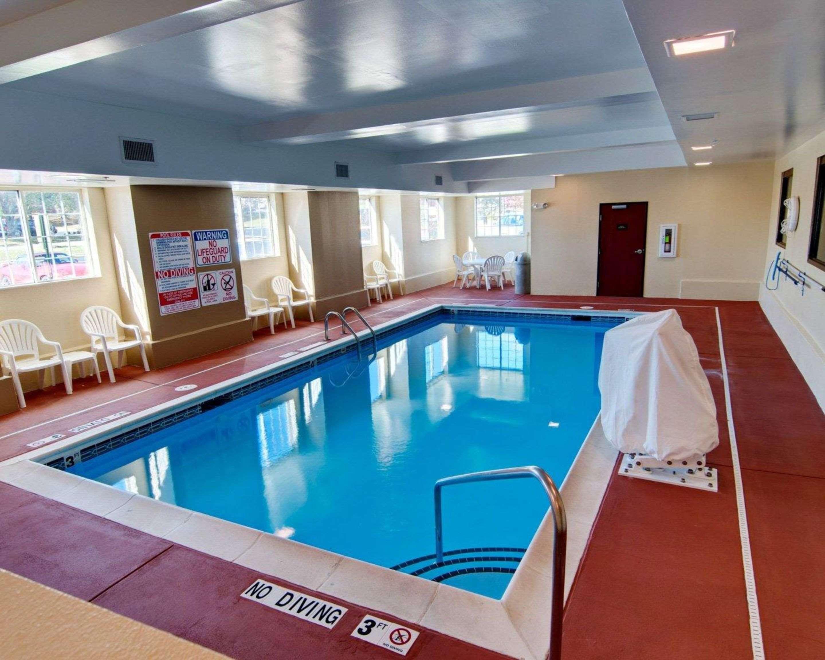 Comfort Inn Маунт-Ері Екстер'єр фото